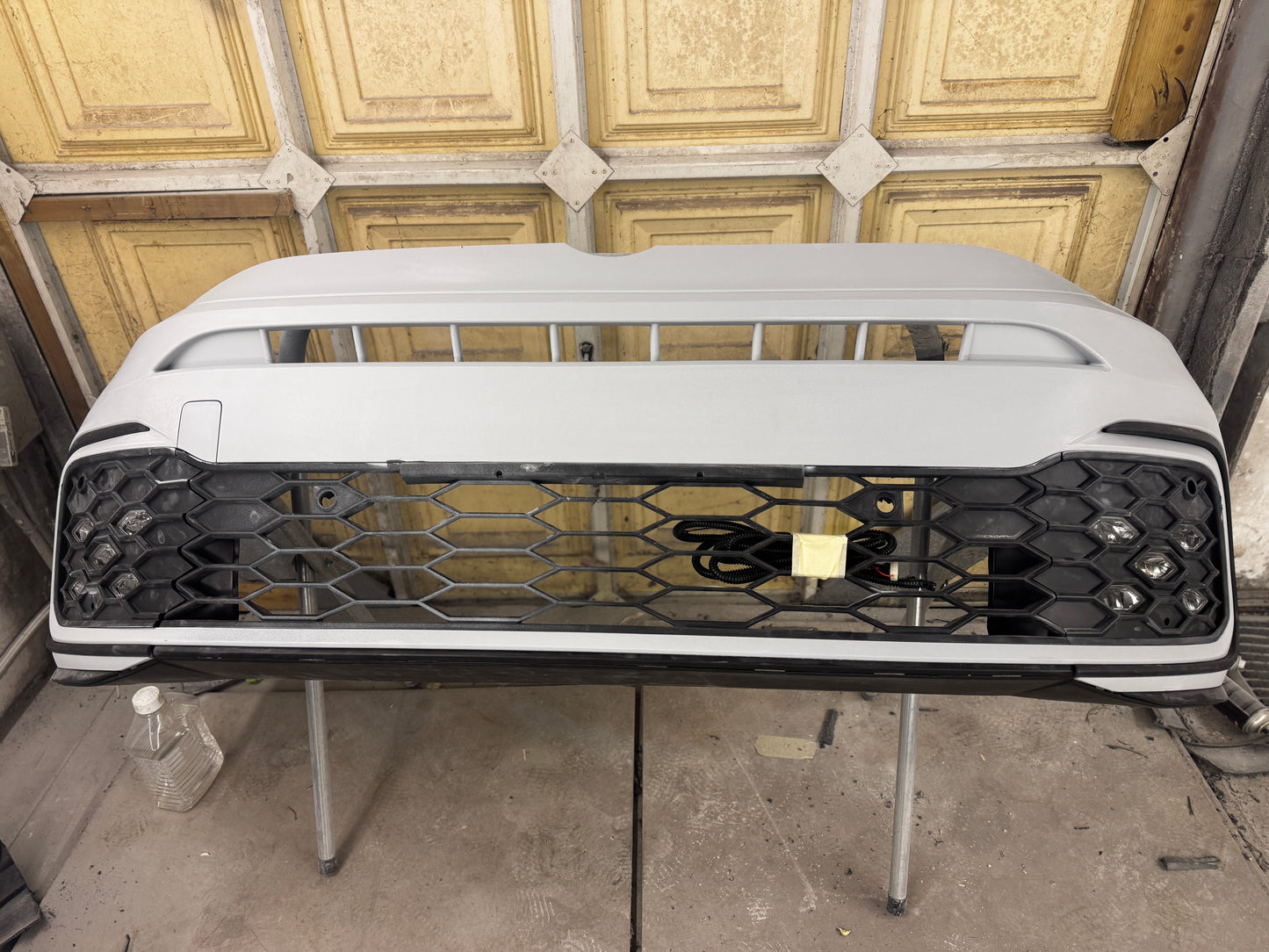 VW mk5 Caddy Hybrid Bumper - MK8 Golf - Fog lights & lower grilles included