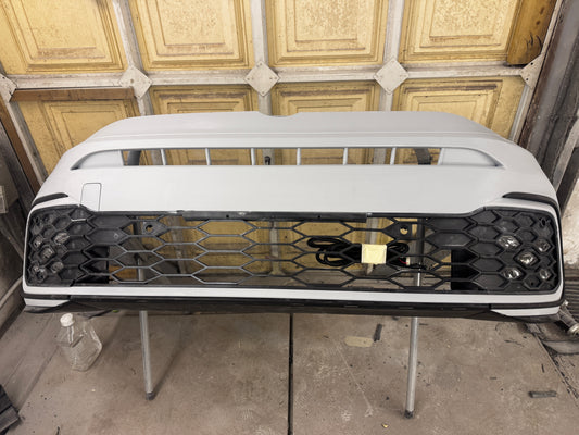 VW mk5 Caddy Hybrid Bumper - MK8 Golf - Fog lights & lower grilles included