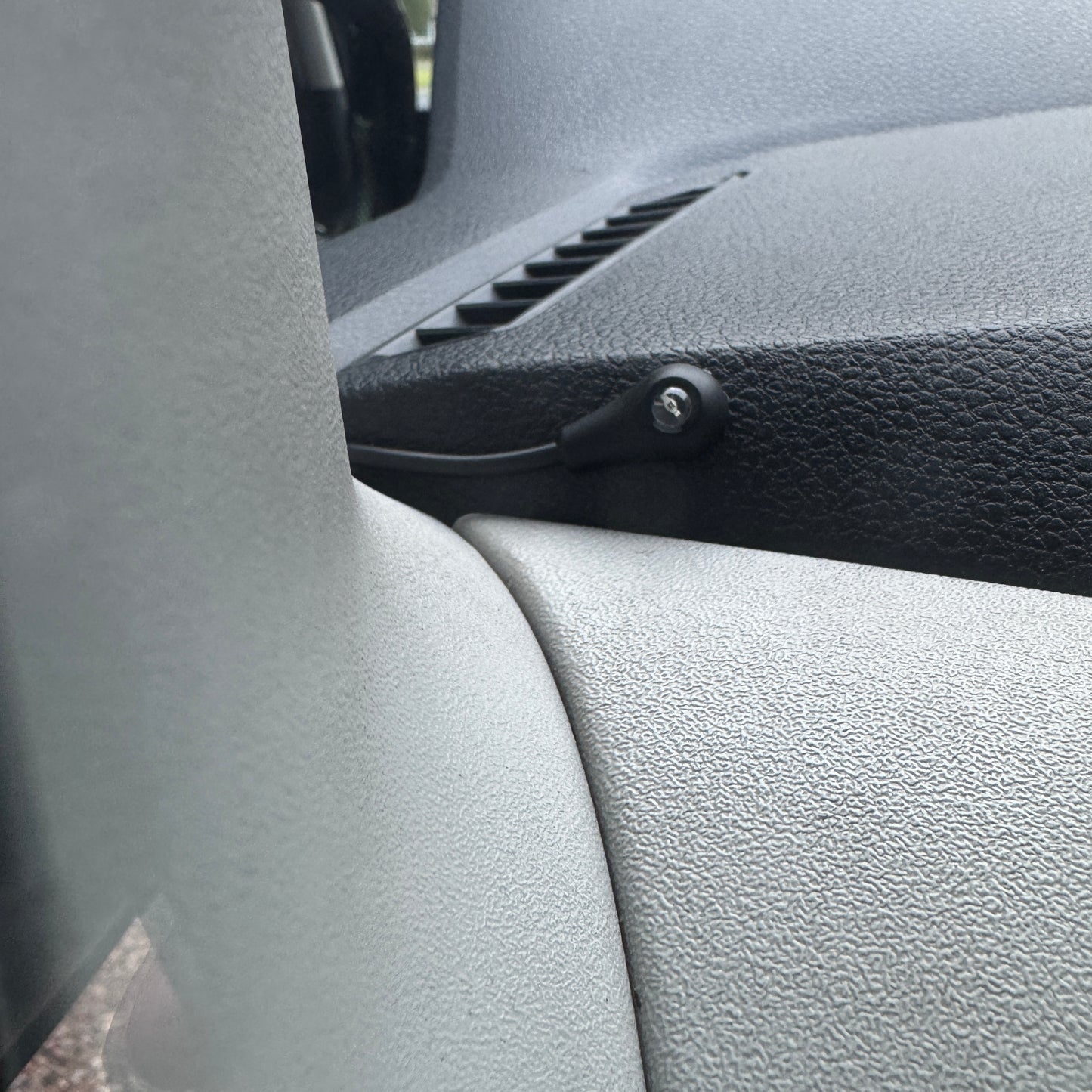 Auto Headlight Switch & Light Sensor Kit for VW Caddy mk3/4 – Plug & Play Upgrade